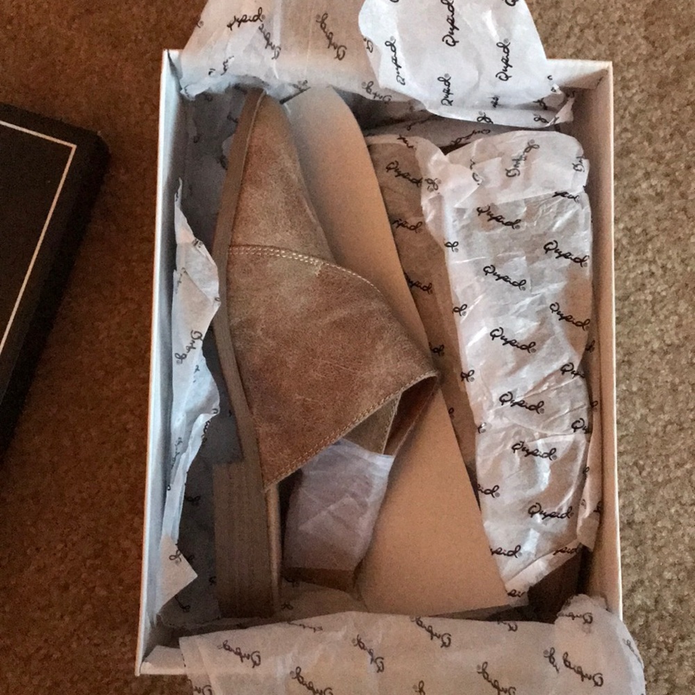 🌸 1 LEFT - SIZE 6.5 🌸 Bryce Wrap Flats - Picture 4 of 7